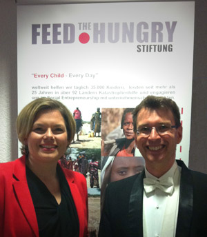 Julia Kl&ouml;ckner Wolfgang Niess "feed the hungry"
